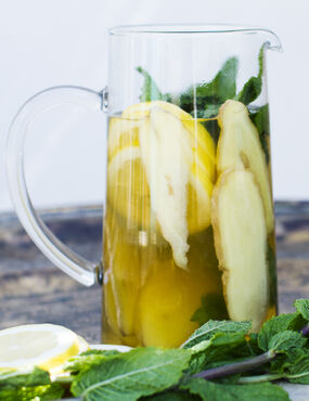 Alternative text left image